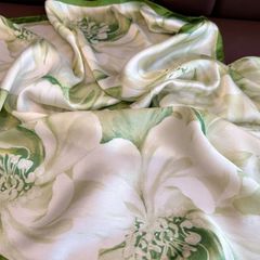 Khăn Choàng Nữ Meri Elegant Bloom