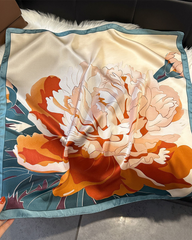 Khăn Choàng Charming Peony