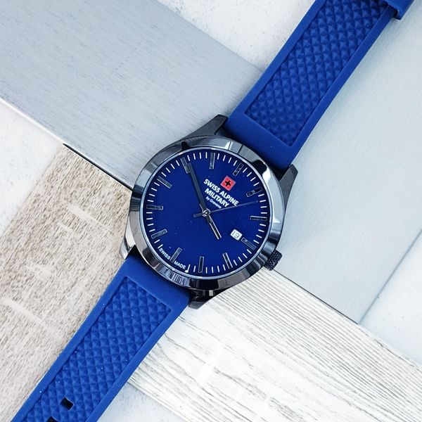 Đồng Hồ Đeo Tay SWISS ALPINE MILITARY 70551875