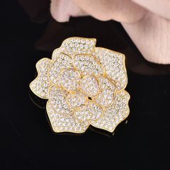 Cài Áo Nữ Meri Golden Camellia