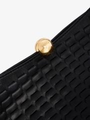 Túi Đeo Vai Nữ Furla Sfera Soft M