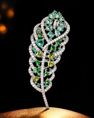Cài Áo Emerald Whisper
