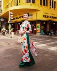 Áo Dài Nữ F2 Lụa Họa Tiết Trắng Hoa Đỏ Hồn Việt - Không kèm quần