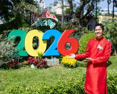 Áo Dài Nam F2 Gấm Đỏ - Không Kèm Quần