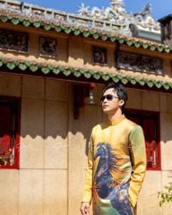 Áo Dài Nam F2 Gấm Vàng Họa Tiết - Không Kèm Quần
