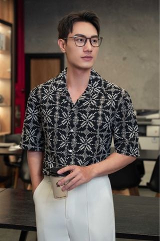 SƠ MI CT25 ĐEN HỌA TIẾT - SNC041