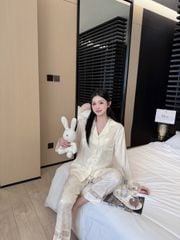 Đồ bộ ngủ pyjama nam nữ Shury Store Home Wear DD21 size 45-95kg phối màu tay dài bộ đôi couple lụa