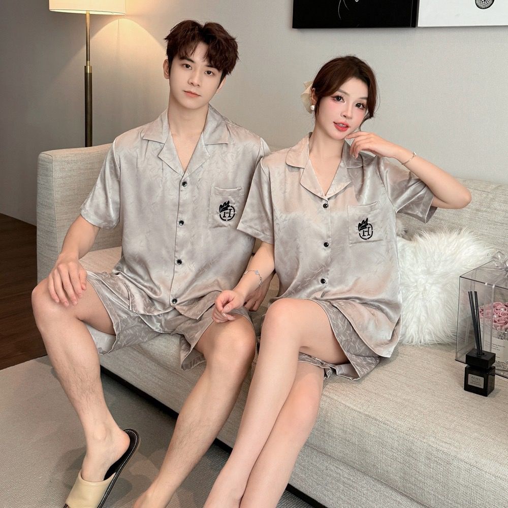 Đồ ngủ pyjama nam nữ Shury Store Home Wear CTN08 size 45-95kg màu xám tay ngắn bộ đôi couple
