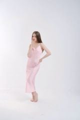Váy lụa dài 2 dây cổ đổ hoa nhẹ lụa băng mềm mát 112cm Shury Store Home Wear sang trọng 2D04