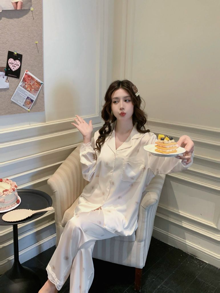 Pyjama lụa dài tay phối ren nhiều họa tiết Shury Store Home Wear TD85 Size M L XL mặc siêu mát mềm
