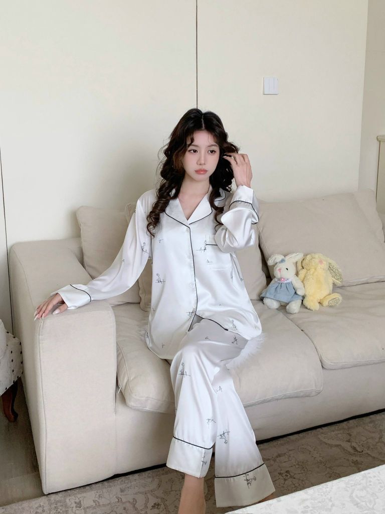 Pyjama lụa dài tay phối ren nhiều họa tiết Shury Store Home Wear TD85 Size M L XL mặc siêu mát mềm