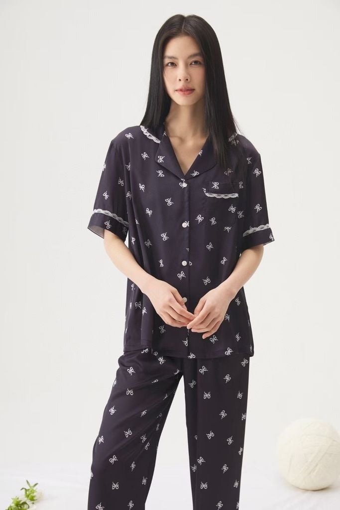 Bộ đồ ngủ lụa ngắn tay in nơ TN25 Shury Store Home Wear Pijama nữ dễ thương mát lạnh size M L XL