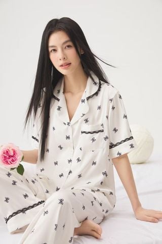 Bộ đồ ngủ lụa ngắn tay in nơ TN25 Shury Store Home Wear Pijama nữ dễ thương mát lạnh size M L XL