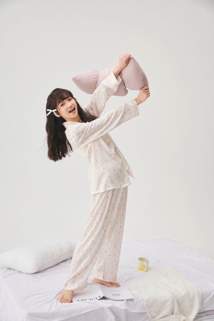 Bộ Pijama Dài Lụa Họa Tiết Dễ Thương Shury Store Home Wear TD44 Mềm Mịn, Thoáng Mát, Size M L XL