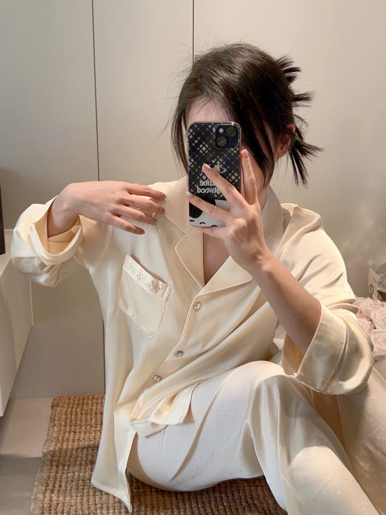 Bộ Pyjama Lụa Kem Hoa Văn TD02 Shury Store Home Wear Đính Cườm Sang Trọng, Mềm Mịn Size M L XL