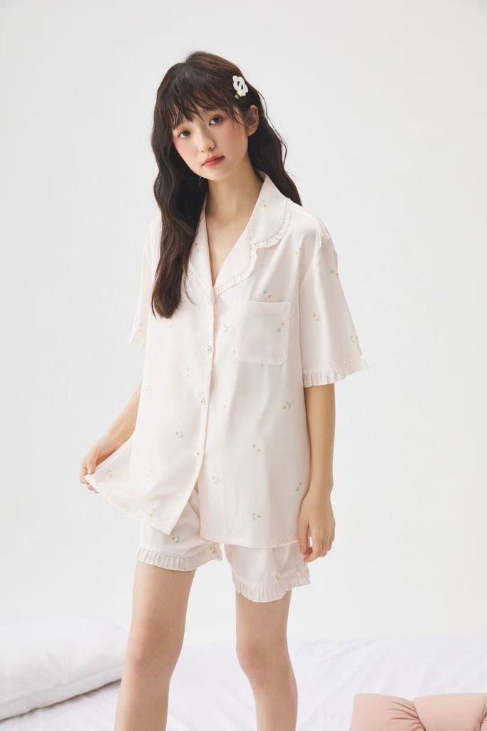 Pyjama 2 Màu Kem Hồng Hình Bông Hoa Shury Store Home Wear Bộ Đồ Ngủ Nữ Ngắn Mát Mịn NT36 Size M L XL