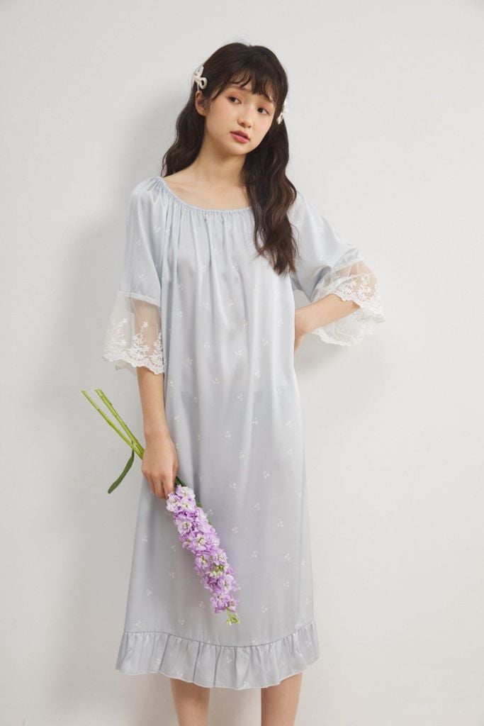 Váy ngủ sơmi lụa nữ Shury Store Home Wear SM38 freesize 45-75kg đầm ngủ dáng dài tay ren ngọt ngào