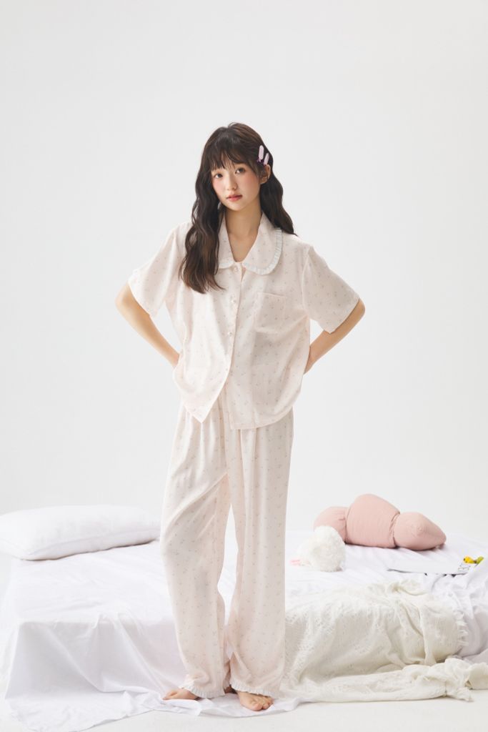 Đồ bộ ngủ nữ pyjama lụa Shury Store Home Wear TN32 tay ngắn quần dài in hoa size 45-75kg mềm mịn mát