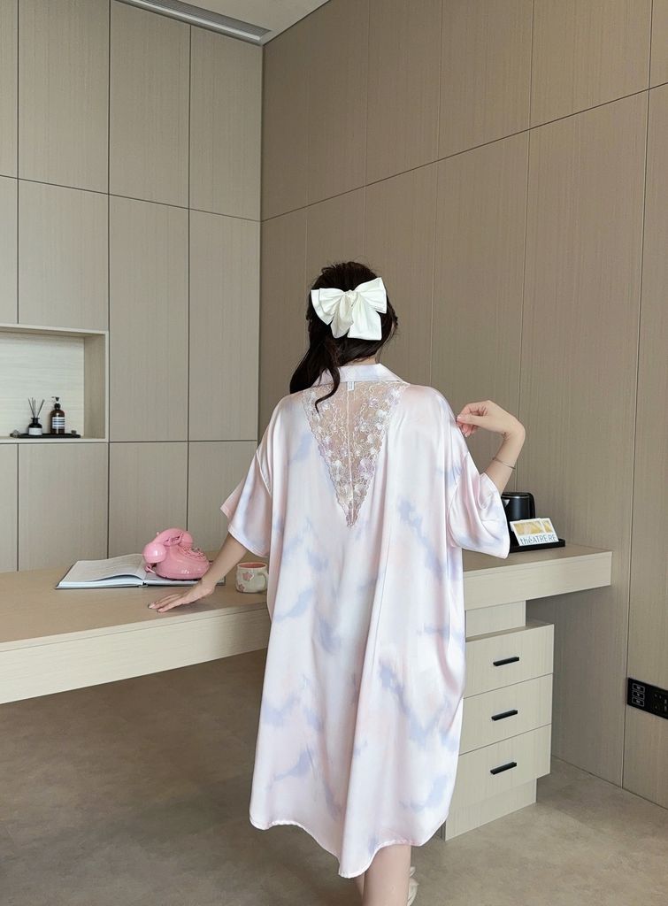 Váy lụa sơ mi Shury Store Home Wear SM21 đầm ngủ freesize phối ren lưng dáng suông 90cm tone tím