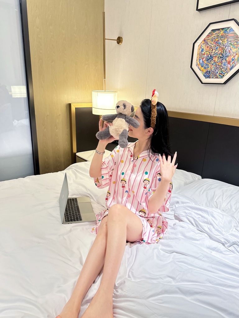 Váy ngủ sơmi lụa nữ Shury Store Home Wear SM25 đầm ngủ freesize in hình mặc nhà suông rộng mềm mại