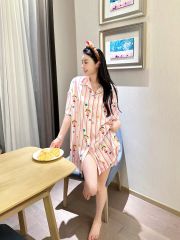 Váy ngủ sơmi lụa nữ Shury Store Home Wear SM25 đầm ngủ freesize in hình mặc nhà suông rộng mềm mại