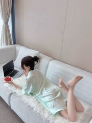 Váy ngủ lụa Shury Store Home Wear SM36 đầm sơ mi freesize in chìm hình Kitty dài 90cm màu xanh hồng