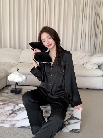 Đồ bộ ngủ pyjama nam nữ Shury Store Home Wear DD14 size 45-95kg màu trắng bộ đôi couple lụa mềm mát
