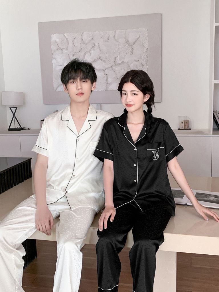 Đồ ngủ pyjama nam nữ Shury Store Home Wear CND18 bộ đôi ngủ lụa couple nữ trắng nam đen size 45-95kg