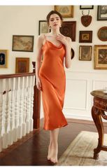 Váy lụa ngủ 2 dây cổ đổ quyến rũ chất mềm mát Shury Store Home Wear mã sản phẩm 2D07