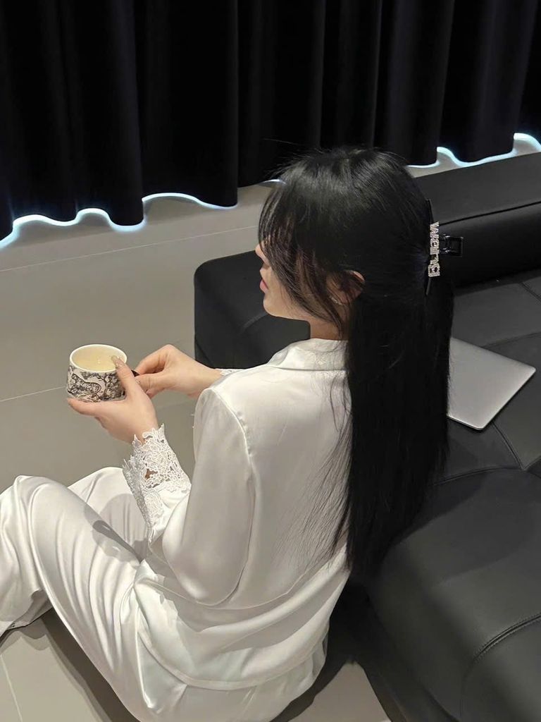 Đồ bộ ngủ nữ pyjama lụa Shury Store Home Wear TD07 tay dài quần dài màu trắng xanh mặc nhà mềm mát