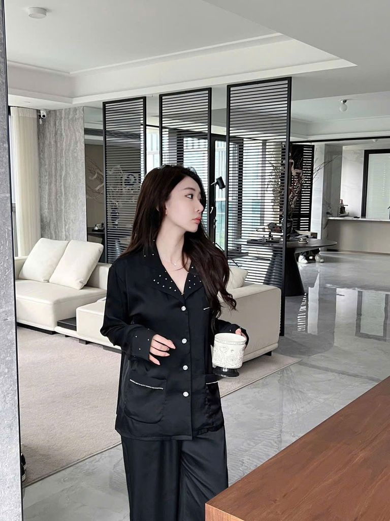 Đồ bộ ngủ nữ pyjama lụa Shury Store Home Wear TD40 bộ ngủ lụa tay dài quần dài màu đen size 45-75kg