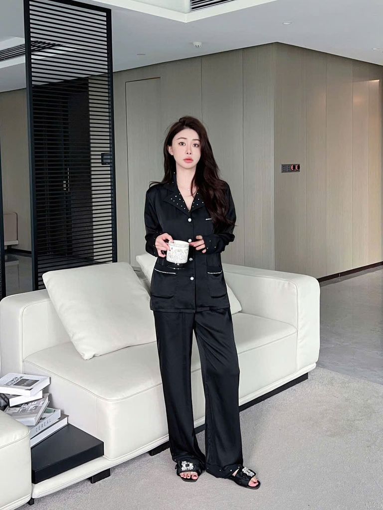 Đồ bộ ngủ nữ pyjama lụa Shury Store Home Wear TD40 bộ ngủ lụa tay dài quần dài màu đen size 45-75kg