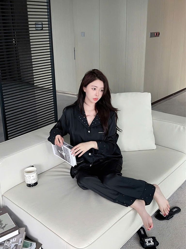 Đồ bộ ngủ nữ pyjama lụa Shury Store Home Wear TD40 bộ ngủ lụa tay dài quần dài màu đen size 45-75kg