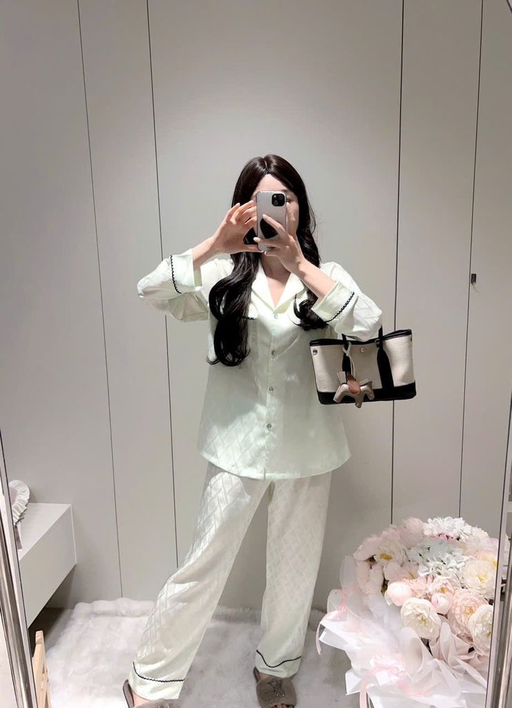 Đồ bộ ngủ nữ pyjama lụa Shury Store Home Wear TD07 tay dài quần dài hoạ tiết in chìm mặc nhà mềm mát