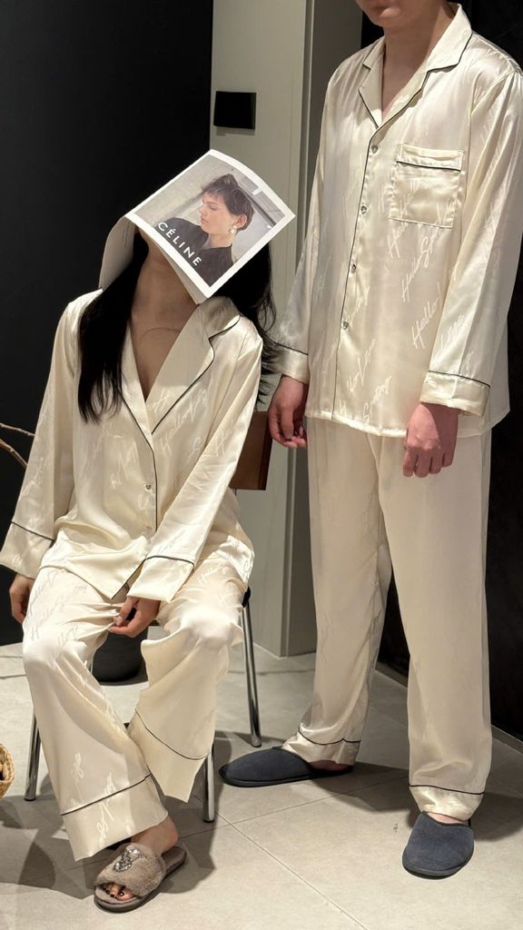 Đồ bộ ngủ pyjama nam nữ Shury Store Home Wear DD56 size 45-95kg trắng đen tay dài bộ đôi couple lụa