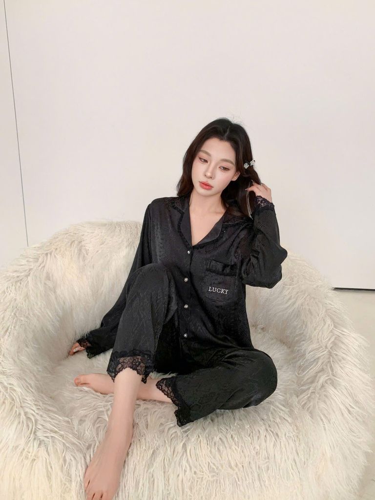 Đồ ngủ pyjama lụa nam nữ Shury Store Home Wear DD17 size 45-95kg tay dài quần dài  bộ đôi couple lụa