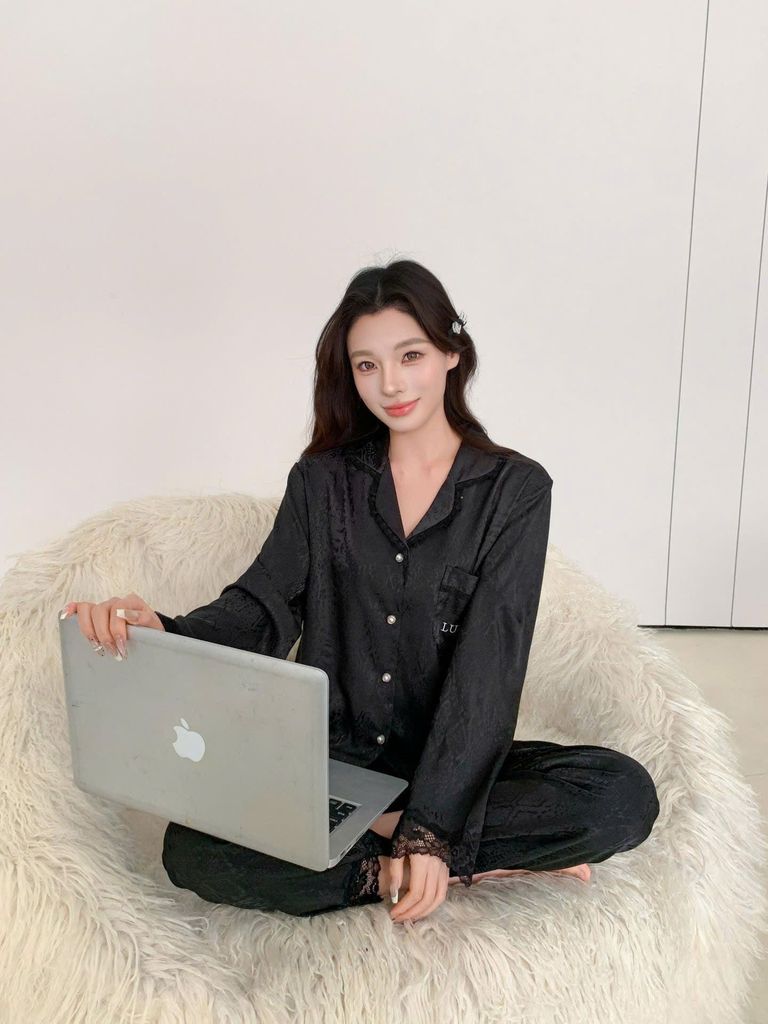Đồ ngủ pyjama lụa nam nữ Shury Store Home Wear DD17 size 45-95kg tay dài quần dài  bộ đôi couple lụa