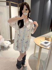 Váy ngủ sơmi lụa nữ Shury Store Home Wear SM22 freesize 45-75kg màu trắng in hình mặc nhà from suông