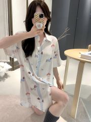 Váy ngủ sơmi lụa nữ Shury Store Home Wear SM22 freesize 45-75kg màu trắng in hình mặc nhà from suông