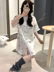 Váy ngủ sơmi lụa nữ Shury Store Home Wear SM22 freesize 45-75kg màu trắng in hình mặc nhà from suông