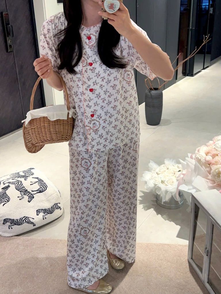 Đồ bộ ngủ nữ pyjama lụa Shury Store Home Wear TN32 tay ngắn quần dài in hoạ tiết size 45-75kg mềm