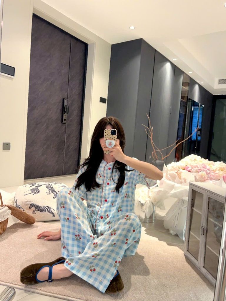 Đồ bộ ngủ nữ pyjama lụa Shury Store Home Wear TN32 tay ngắn quần dài in hoạ tiết size 45-75kg mềm