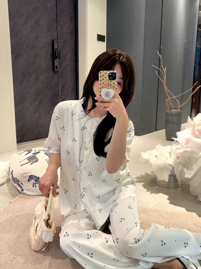 Đồ bộ ngủ nữ pyjama lụa Shury Store Home Wear TN32 tay ngắn quần dài in hoạ tiết size 45-75kg mềm