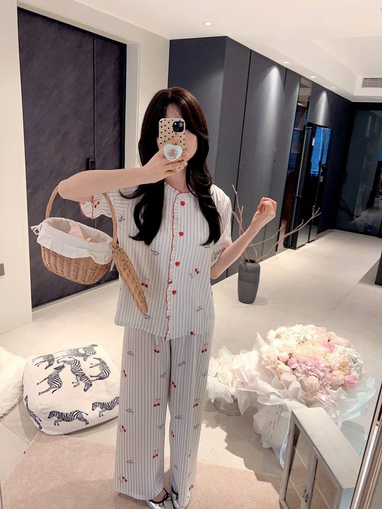 Đồ bộ ngủ nữ pyjama lụa Shury Store Home Wear TN25 tay ngắn quần dài in hoạ tiết size 45-75kg mềm