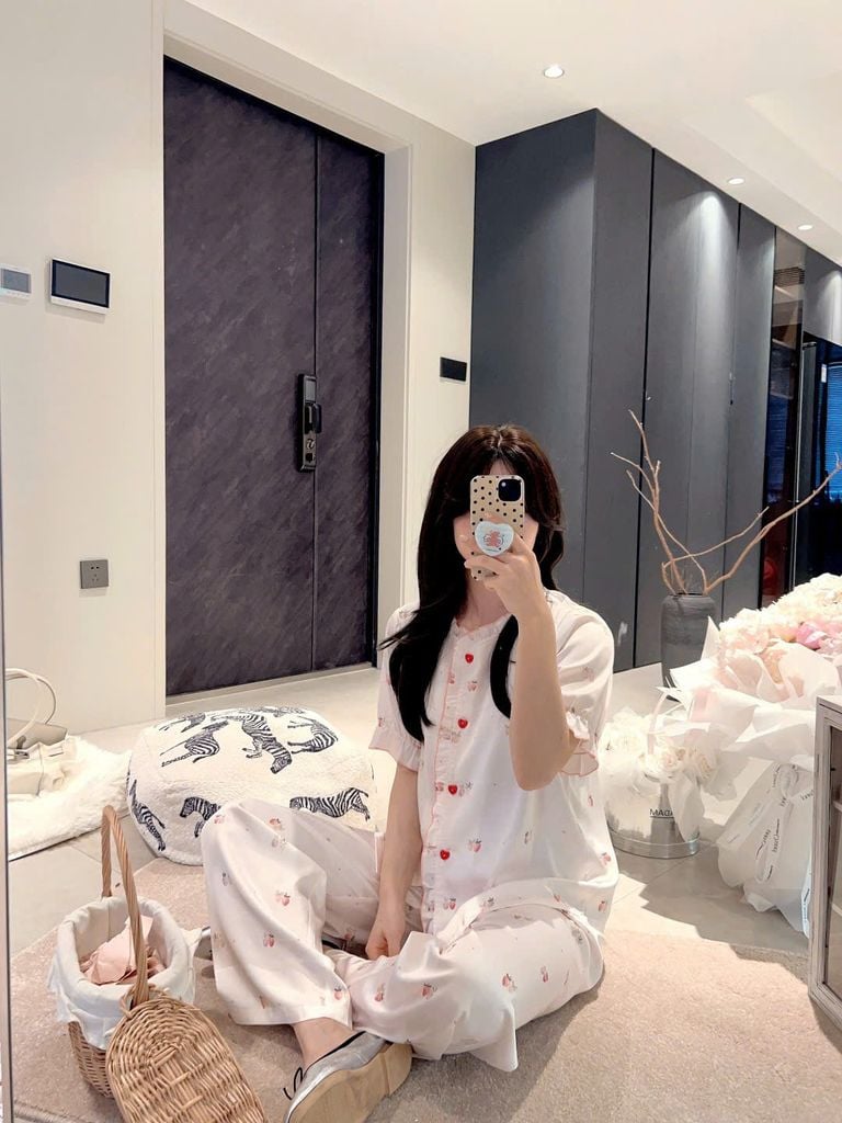 Đồ bộ ngủ nữ pyjama lụa Shury Store Home Wear TN25 tay ngắn quần dài in hoạ tiết size 45-75kg mềm