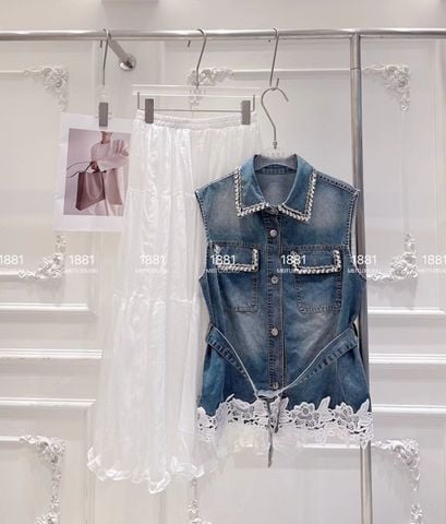 Set Áo Jeans Chân Váy Trắng