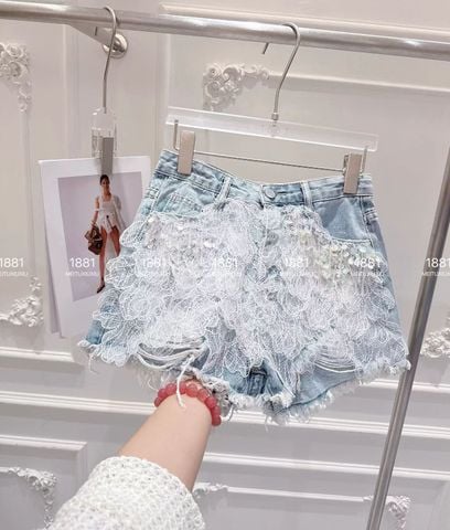 Quần Short Jeans Phối Ren