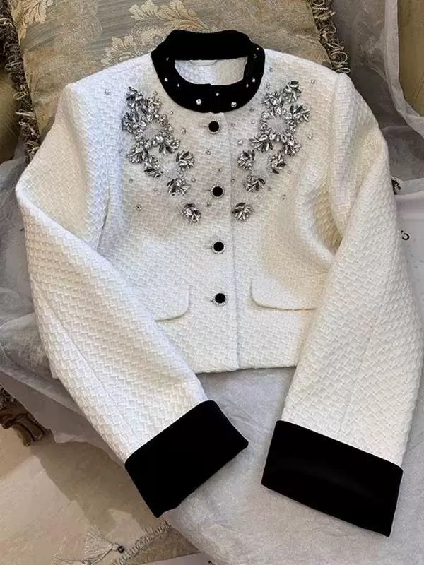 Khoác Trắng Đính Đá Cao Cấp