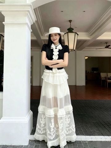 Set Áo Đen + Cvay Kem