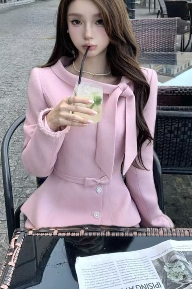 Set Hồng Tiểu Thư